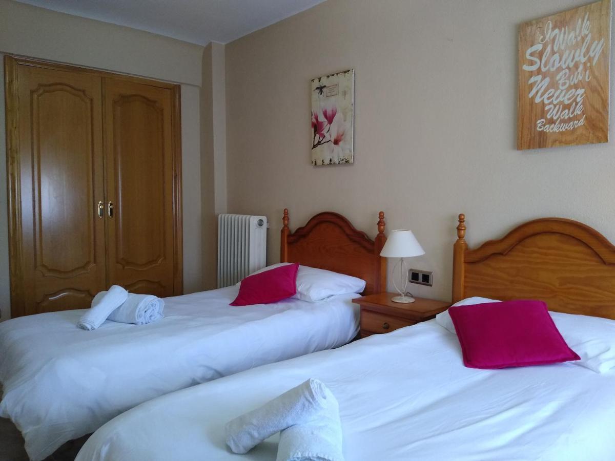 Apartamentos La Rosa - Calamocha Dış mekan fotoğraf