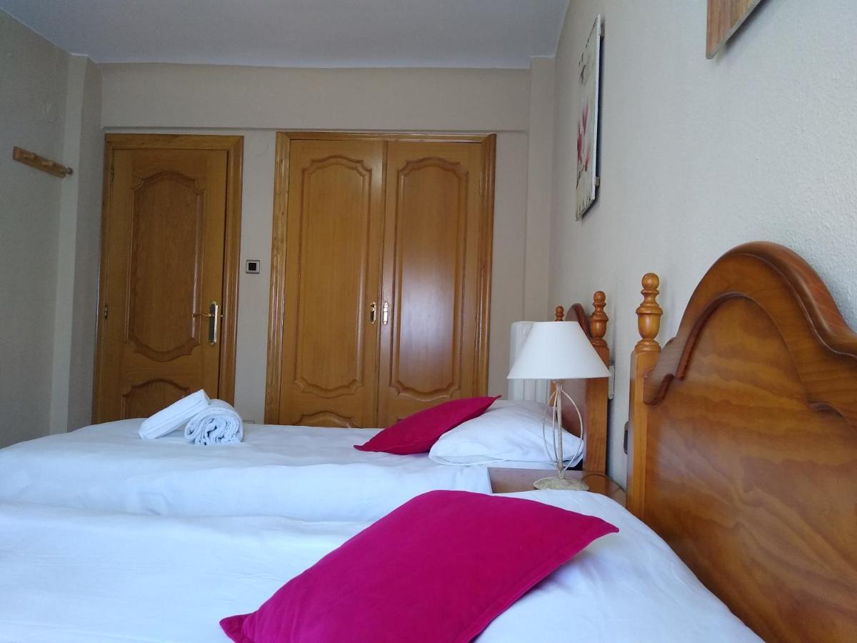 Apartamentos La Rosa - Calamocha Dış mekan fotoğraf